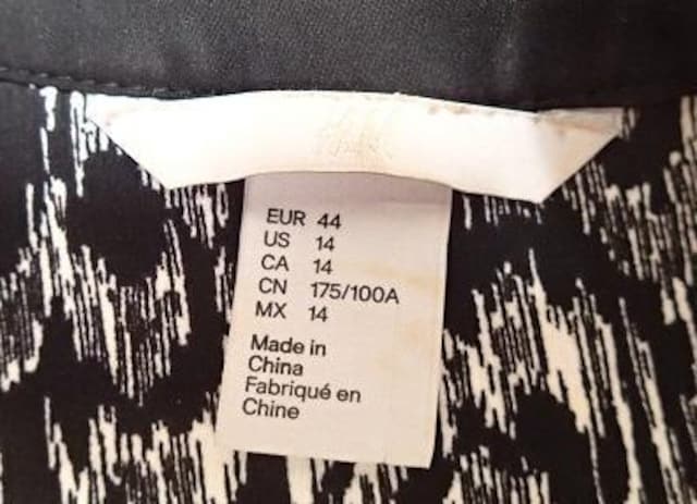 H&M GC`AhG^EGXgR{@@fUCs[X@[UP^ubN^傫TCY44  t@bV 