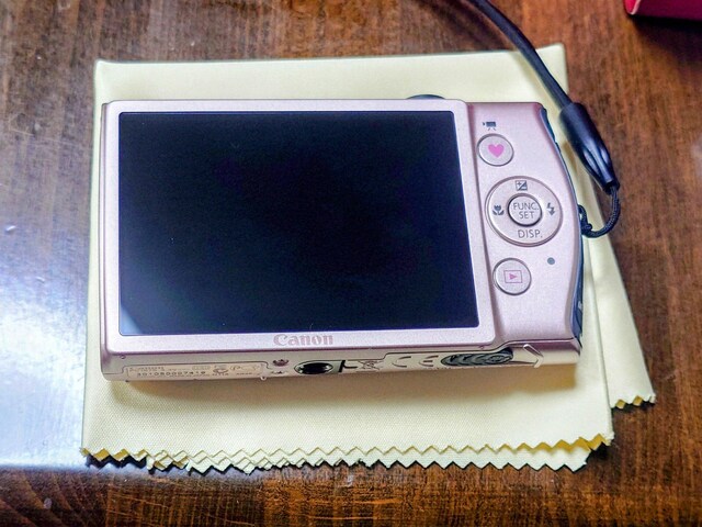 CANON IXY600F Samantha Thavasa sNF̉fWJ