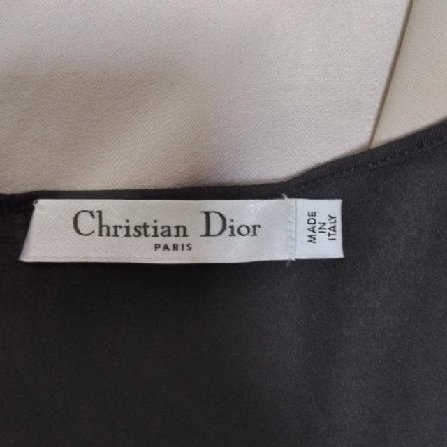 {KiVigpChristian@DiorXpR[{[_[gbvX@  uh 