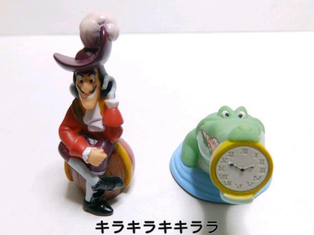 ディズニーフィギュア時計　バンビフィギュア時計 楽天市場】【ディズニー 】「バンビ」と「とんすけ」が寄り添う