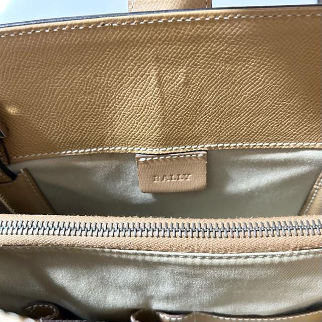 BALLY o[ U[ nhobO rWlXobO ނ΂  uh 