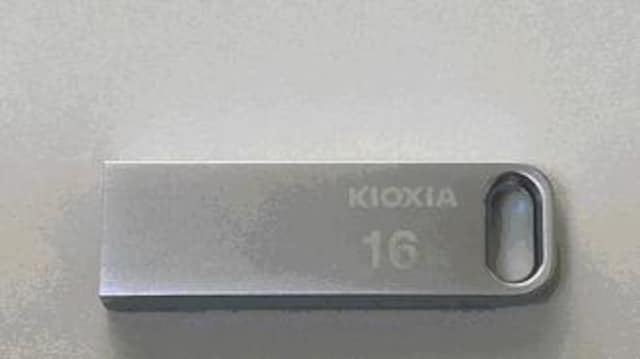 USB KIOXIA 16GB USB2 