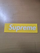 Supreme @XebJ[ ~j{bNXS@