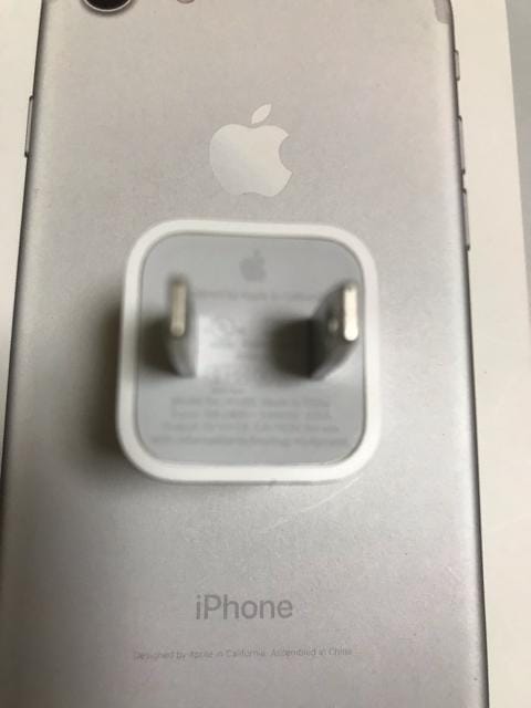 iPhone[d CgjOP[u 2{ 1m iA_v^  Ɠd/AV 