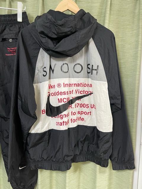 NIKE SWOOSH iCWPbg@SWOOSH  yLz ZbgAbv ㉺Zbg  iC bV L M  uh 