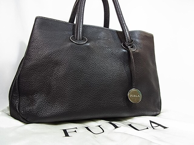 K@ɔi@t@FURLA@ł@U[ nhobN@g[g