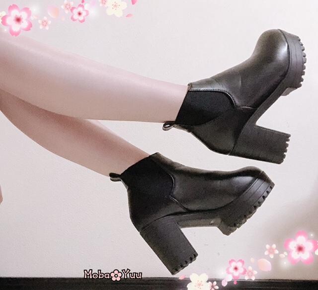 U-//black//V-gu-c