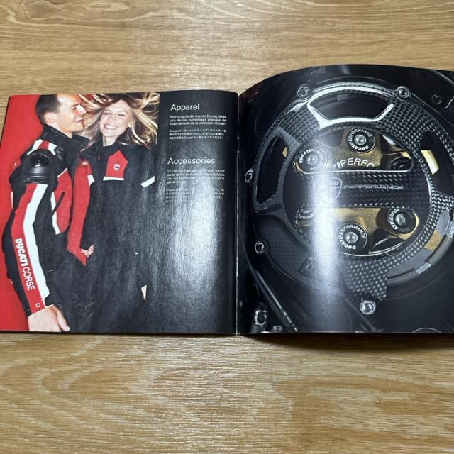 Ducati 2011NfJ^O  /oCN