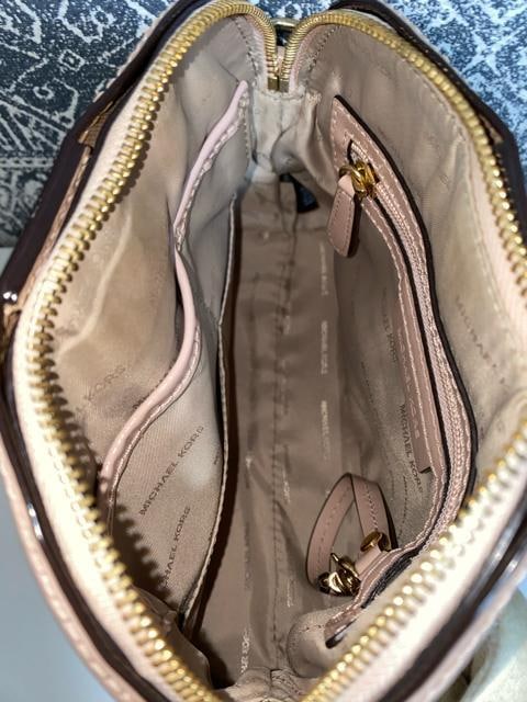 yǕizMICHAEL KORS }CPR[X U[ V_[obO  uh 