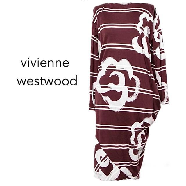 vivienne westwood {[_[   s[X   t@bV 