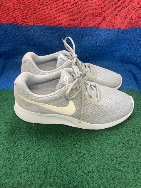 iCLV[Y@X|[c@DF@ NIKE  iCL@@jOV[Y  jt@bV 