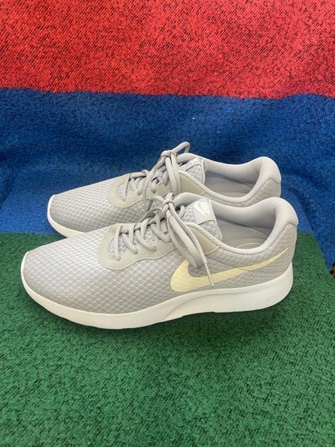iCLV[Y@X|[c@DF@ NIKE  iCL@@jOV[Y  jt@bV 