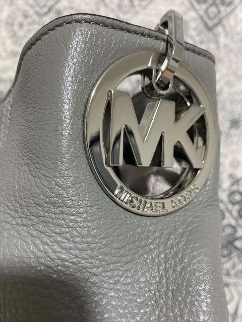 yizMICHAEL KORS U[ V_[obO | O[  uh 