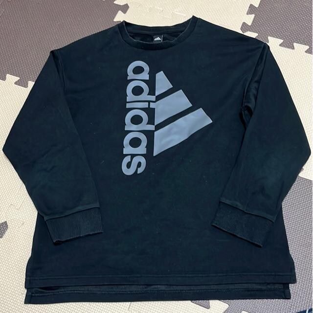 adidas̃T 