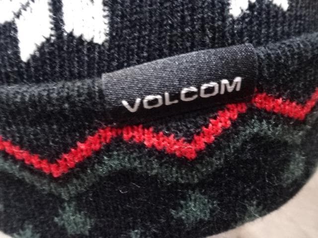 USAw {RyVOLCOMz S}[Nt   jbgLbv  jt@bV 