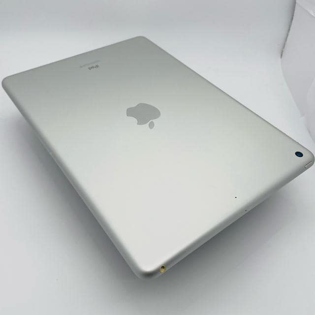 A dr89% iPad 9 9@256 GB Vo[@Wi-Fi {  PC{/Ӌ@ 