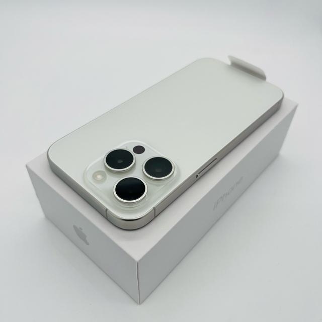 gp@iPhone 15 Pro 128 GB SIMt[@zCg@{  Ɠd/AV 