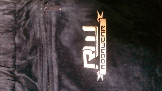 B-boy.L[n i Roca wear xApc L 