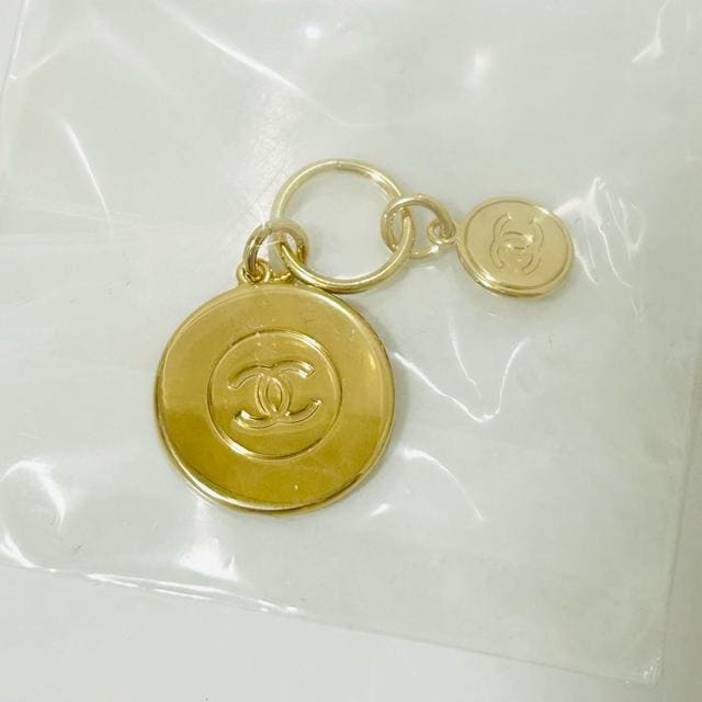 Vi CHANEL Vl zf[  `[ 2_Zbg  uh 