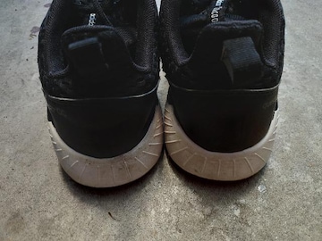 adidas   Questar CC   Xj[J[ QRcm  WMO  EH[LO  U