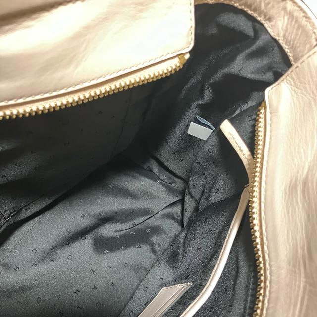 yCOLE HAAN / R[n[z x\ II [N g[gobO / v / |  uh 