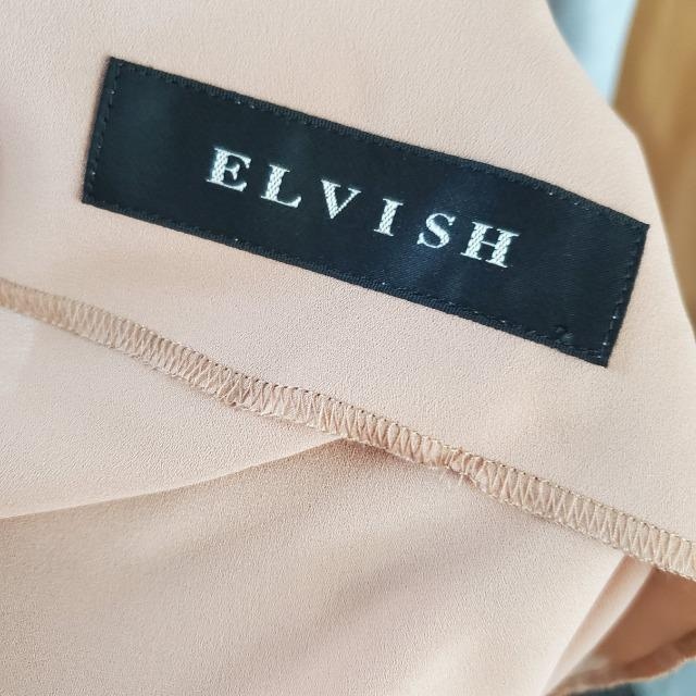 ݁ELVISHOႤfUCIIs[XF