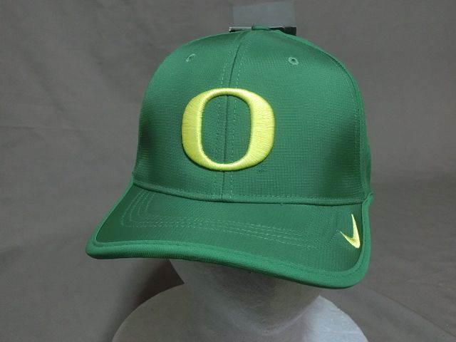 NIKE発祥の地 OREGON Ducks オレゴン大学 オール刺繍 キャップ NIKE発祥の地 OREGON Ducks オレゴン大学 オール刺繍 キャップ