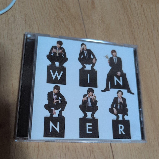WINNER   CD/DVD/rfI 