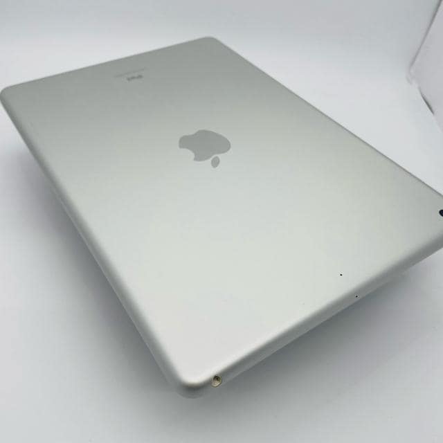 A dr88% iPad 7 7 32 GB Wi-Fi Vo[@{  PC{/Ӌ@ 
