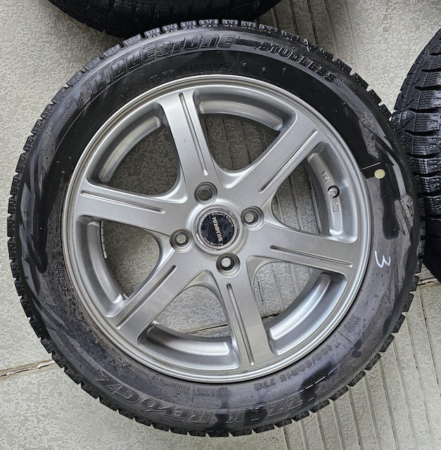BALMINUM 15in 4.5J +48 PCD100uaXgBLIZZAK REVO GZ4{Zbg165/60R15  /oCN