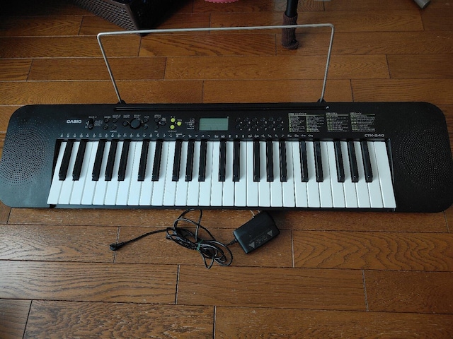JVI CASIO L[{[h CTK-240   Ɠd/AV 
