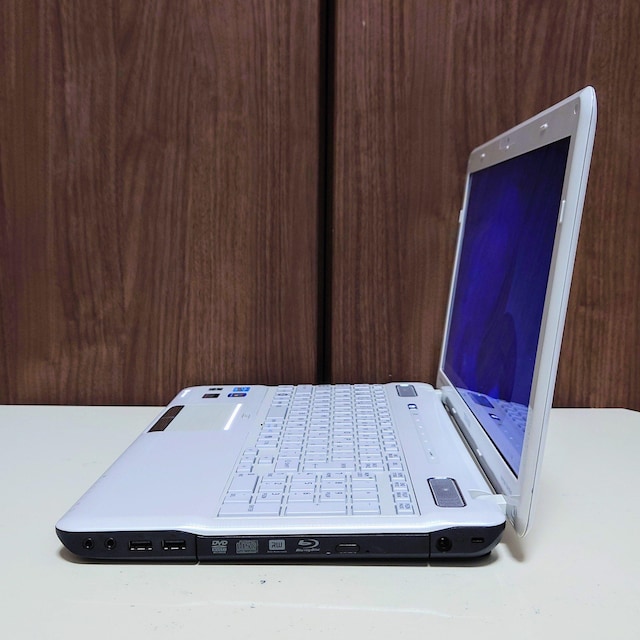 TOSHIBAdynabook Corei7 16GB SSD512GB Office2024 u[C WebJ  PC{/Ӌ@ 