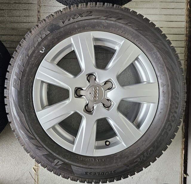 AEfB A4 zC[16C`7.5J PCD112x5 +45X^bhX BRIDGESTONE BLIZZAK  /oCN