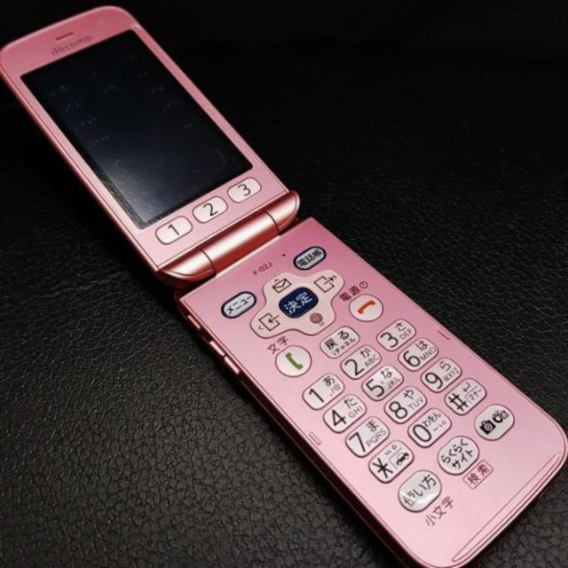 docomo 炭炭z F-02J sN SIMbNς  Ɠd/AV 