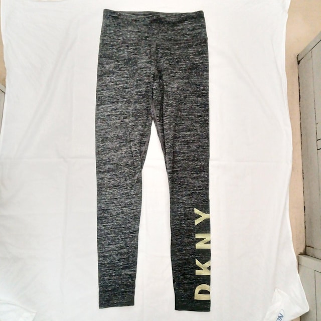 DKNY O[ S MX STCY   t@bV 