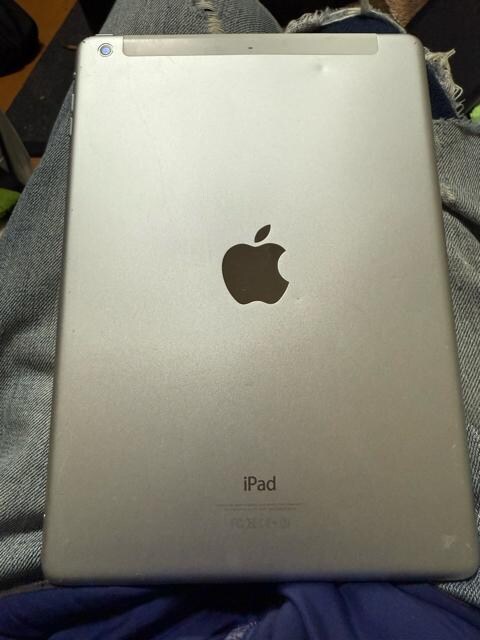 iPad 