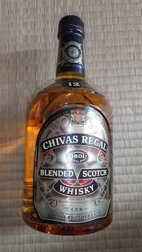 CHIVAS REGAL BLENDED SCOTCH WHISKY()