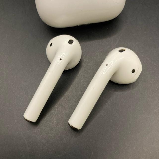  i Apple Abv AirPods 2  Ɠd/AV 