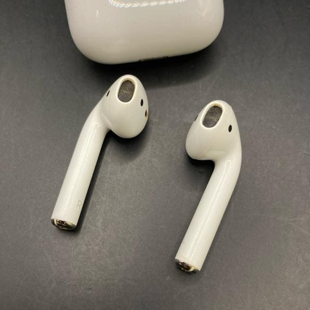  i Apple Abv AirPods 2  Ɠd/AV 