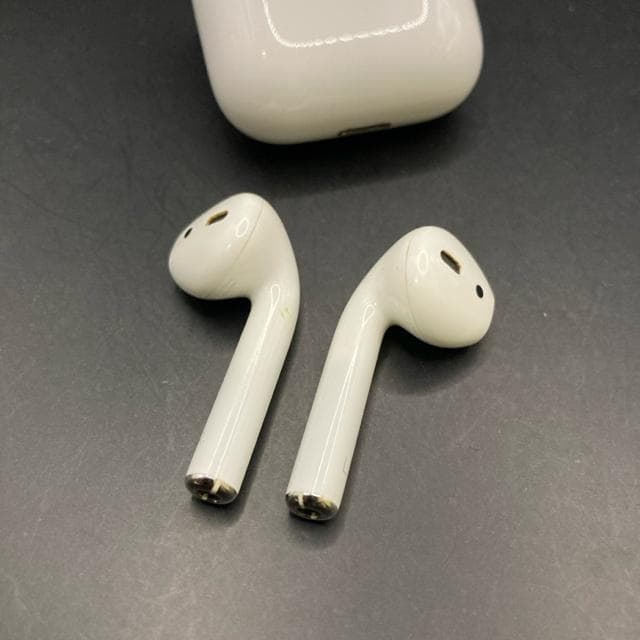  i Apple Abv AirPods 2  Ɠd/AV 