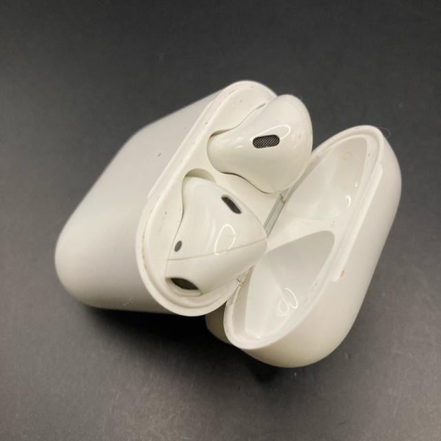  i Apple Abv AirPods 2  Ɠd/AV 