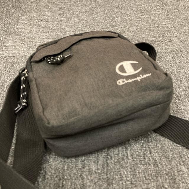  Champion `sI V_[obO  uh 