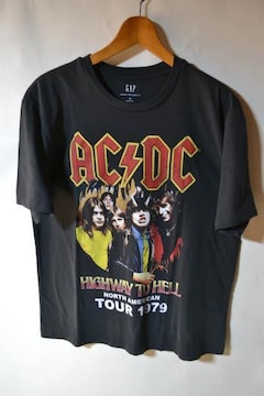 Vi GAP Mbv AC/DC 1979cA[ bNX OtBbNTVc  M Y ohTVc gp