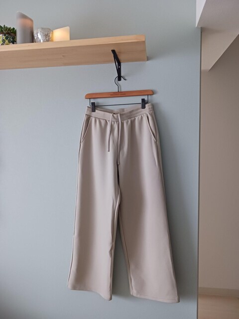 UNIQLO/pcCgx[W̐VibNXpc
