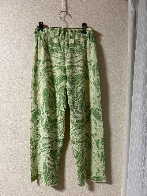 1.2Vi^OtSea Room lynn}[uWK[hƃjbgpc